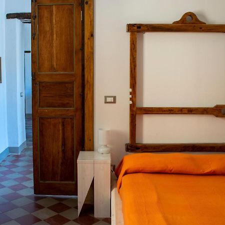Palazzo Del Diplomatico Villa Belmonte Calabro Dış mekan fotoğraf