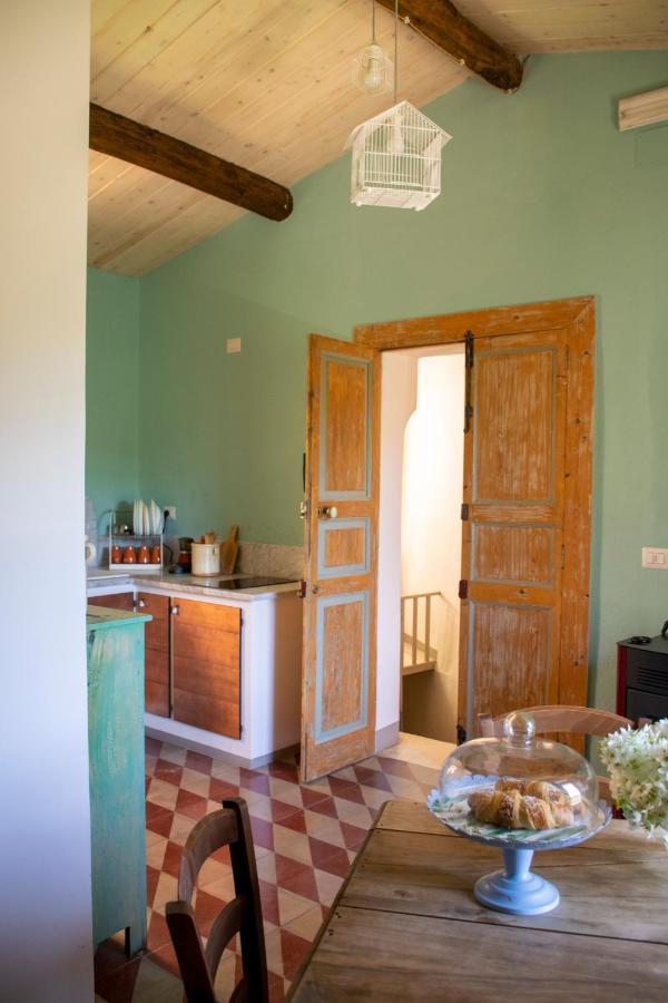 Palazzo Del Diplomatico Villa Belmonte Calabro Dış mekan fotoğraf