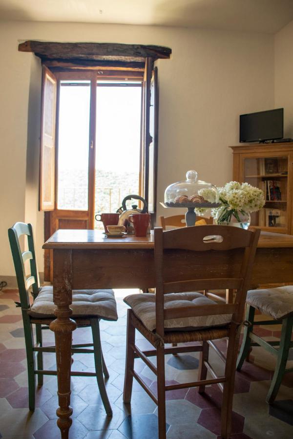 Palazzo Del Diplomatico Villa Belmonte Calabro Dış mekan fotoğraf