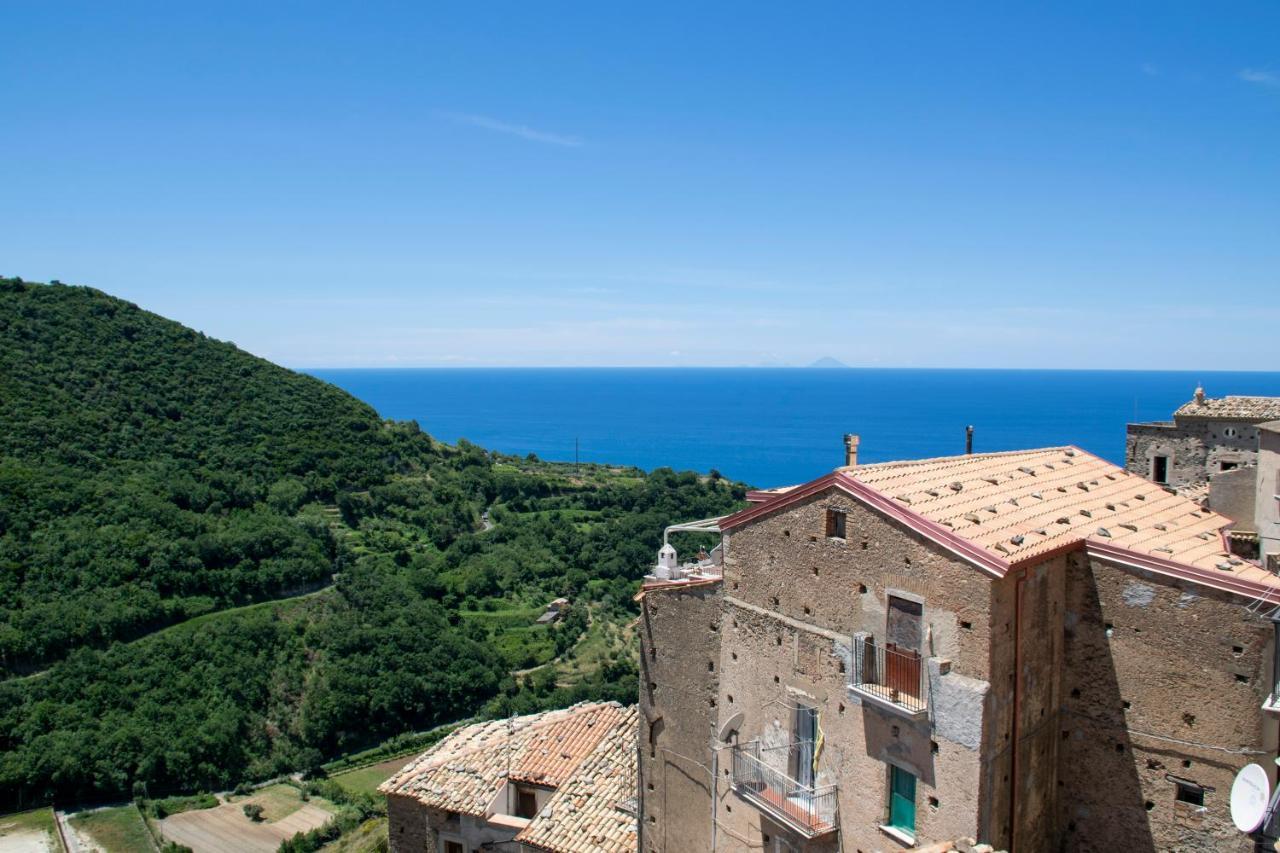 Palazzo Del Diplomatico Villa Belmonte Calabro Dış mekan fotoğraf