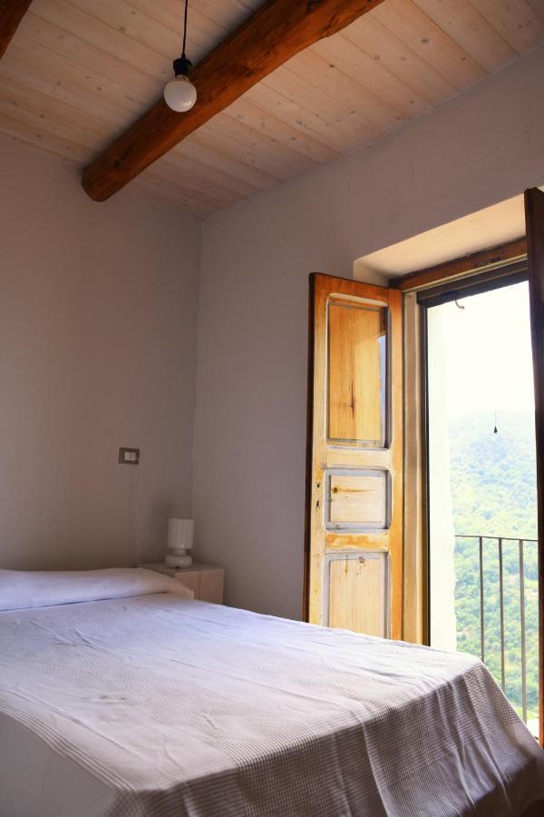 Palazzo Del Diplomatico Villa Belmonte Calabro Dış mekan fotoğraf